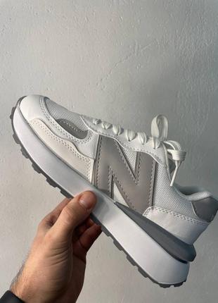 Женские кроссовки new balance 327 белые9 фото