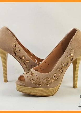 Женские бежевые туфли на каблуке шпильке замшевые модельные (размеры: 36,37,38,39,40,41)2 фото