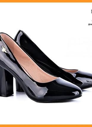 Женские черные туфли на толстом каблуке лаковые модельные (размеры: 36,37,38,40)