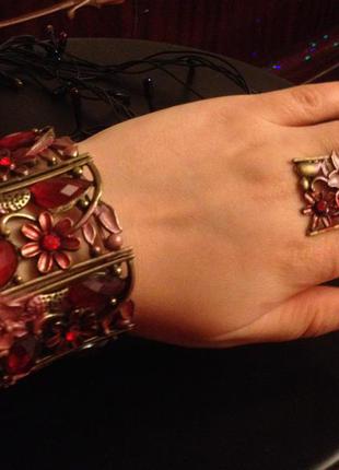 Комплект вечерних украшений браслет серьги и кольцо