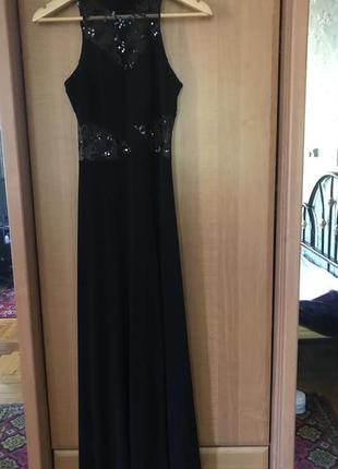 Платье вечернее