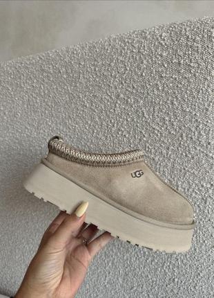 Ugg tazz platform бежеві в стилі ugg tazz