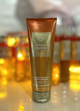 Крем для тіла bath and body works fall in bloom оригінал