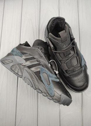 Adidas streetball winter black carbon