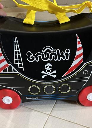 Детский чемодан trunki