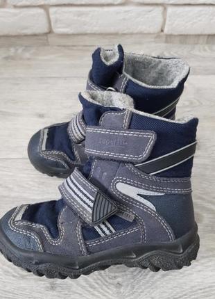 Продам зимові черевики superfit р. 25