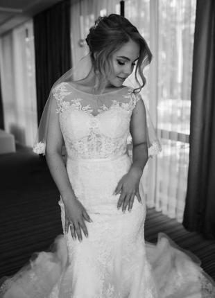 Свадебное платье со шлейфом2 фото