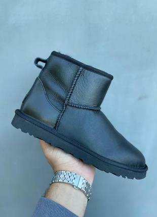 Жіночі уггі ugg