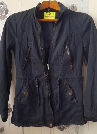 Куртка осенняя женская