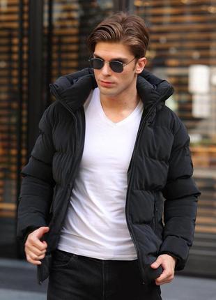 Черная мужская теплая зимняя куртка