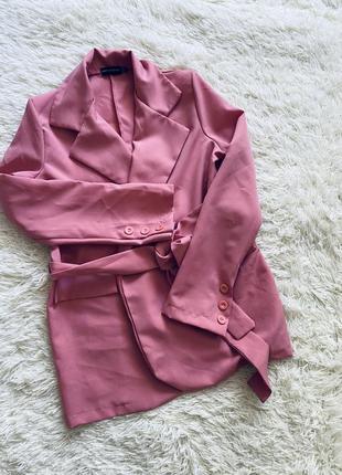 Розовый,пиджак,микки,розовый пиджак