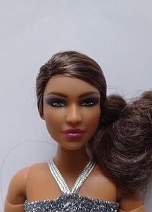 Кукла фрида пышка барби лукс 12 barbie looks #12 fryda curvy body brunette hair mattel.2 фото