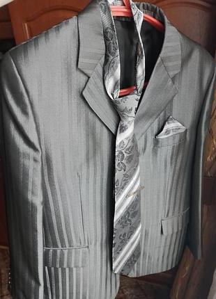 Костюм брючний