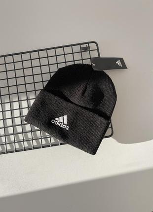 Шапка adidas  hat