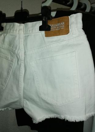 Шорты pull&bear рваные белые 6
