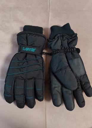 Нейлонові зимові рукавиці levis
онигінал1 фото