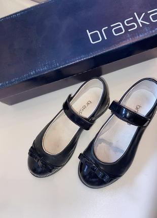 Кожаные туфли на девочку 28 размер braska2 фото