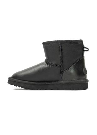 Кожаные угги ugg