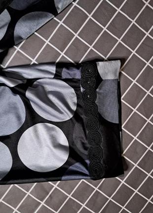 Классическая черно-серая блузка в горошек4 фото