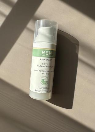 Ren gentle cleansing milk очищающее молочко