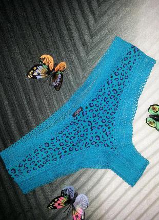 Яркие фирменные трусики бразильяны