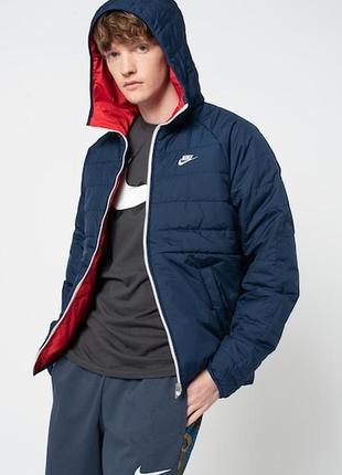 Двусторонняя куртка с капюшоном nike sportswear therma-fit7 фото