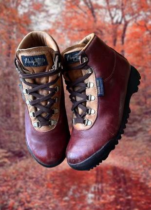 Кожаные ботинки vasque gore-tex italy оригинальные красные1 фото
