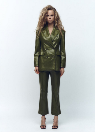 Розкльошені брюки zara з штучної шкіри s/m