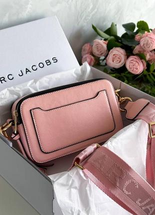 Женская сумка кросс боди розовая пудра бренда marc jacobs   люкс коробка8 фото