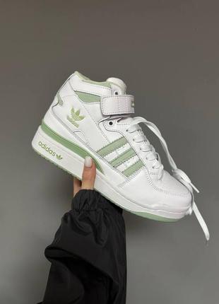 Жіночі кросівки на зутрі білі с зеленим adidas forum “white / olive” fur ❄️