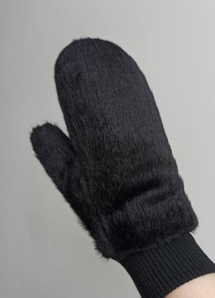 Пухнасті рукавиці варежки1 фото