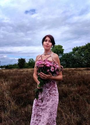 Красива сукня ніжно рожевого кольору. підійде на розмір м-l