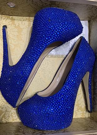 Туфли женские (вечерные)