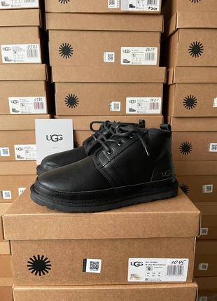 Чоловічі уггі чорні ugg neumel black leather3 фото