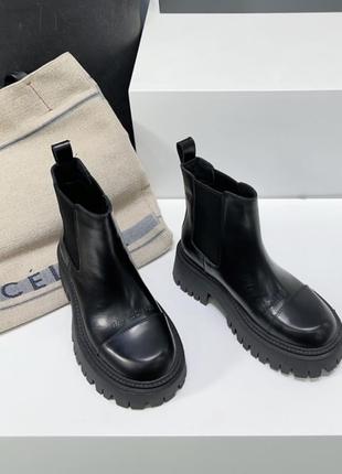 Ботинки ботинки демисезонов стиля balenciaga