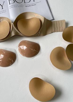 Багаторазові вкладиші для візуального збільшення об'єму грудей.