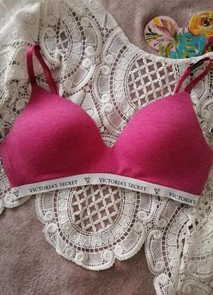 Victoria s Secret Бюст без косточек The T-shirt Lined Wireless Bra 32B: 1  290 грн. - Бралетт (без косточек) Днепр на Olx