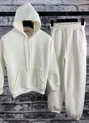 Костюм білий з флісом