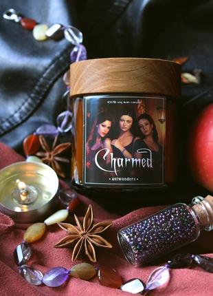 Соевая свеча с ароматом charmed / очарованные3 фото