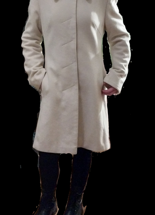 Пальто dolcedonna біле нове