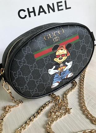 Сумка маленькая. на пояс. через плечо