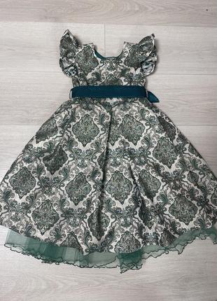 Плаття на дівчинку