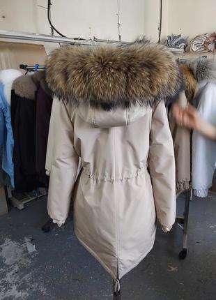 Невероятной красоты женская зимняя парка куртка бежевая с мехом финского енота, шаль,...