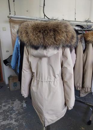 Невероятной красоты женская зимняя парка куртка бежевая с мехом финского енота, шаль,...