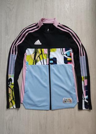 Adidas adidas love unites tiro

спортивный костюм5 фото