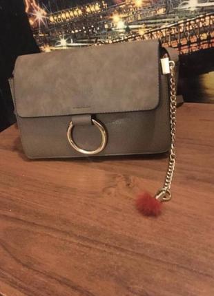 Сумка chloe faye bag маленька класична сумочка на плече стильна актуальна шкіряна кожаная тренд классика4 фото
