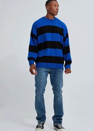 Расклешонные джинсы