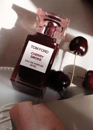 Парфумована вода 🍒cherry smoke🍒 tom ford  (розпив)