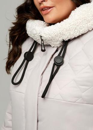 Гарна зимова куртка барселона стьобана з хутром під овчину великого розміру 50-60 розміри різні кольори лід10 фото
