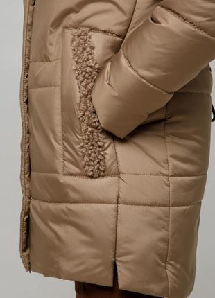 Гарна зимова куртка барселона стьобана з хутром під овчину великого розмір 50-60 розміри різні кольори капучін8 фото